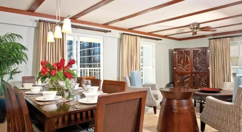 Club Wyndham At Waikiki Beach Walk Honolulu